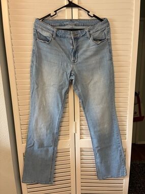 Old Navy Light Blue Boot-Cut Jeans